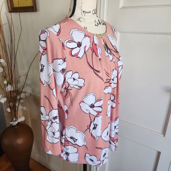 Liz Clairborn Career Pink Floral Blouse Sz PM - Picture 4 of 9